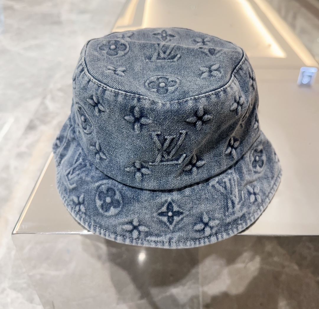 Louis Vuitton Caps